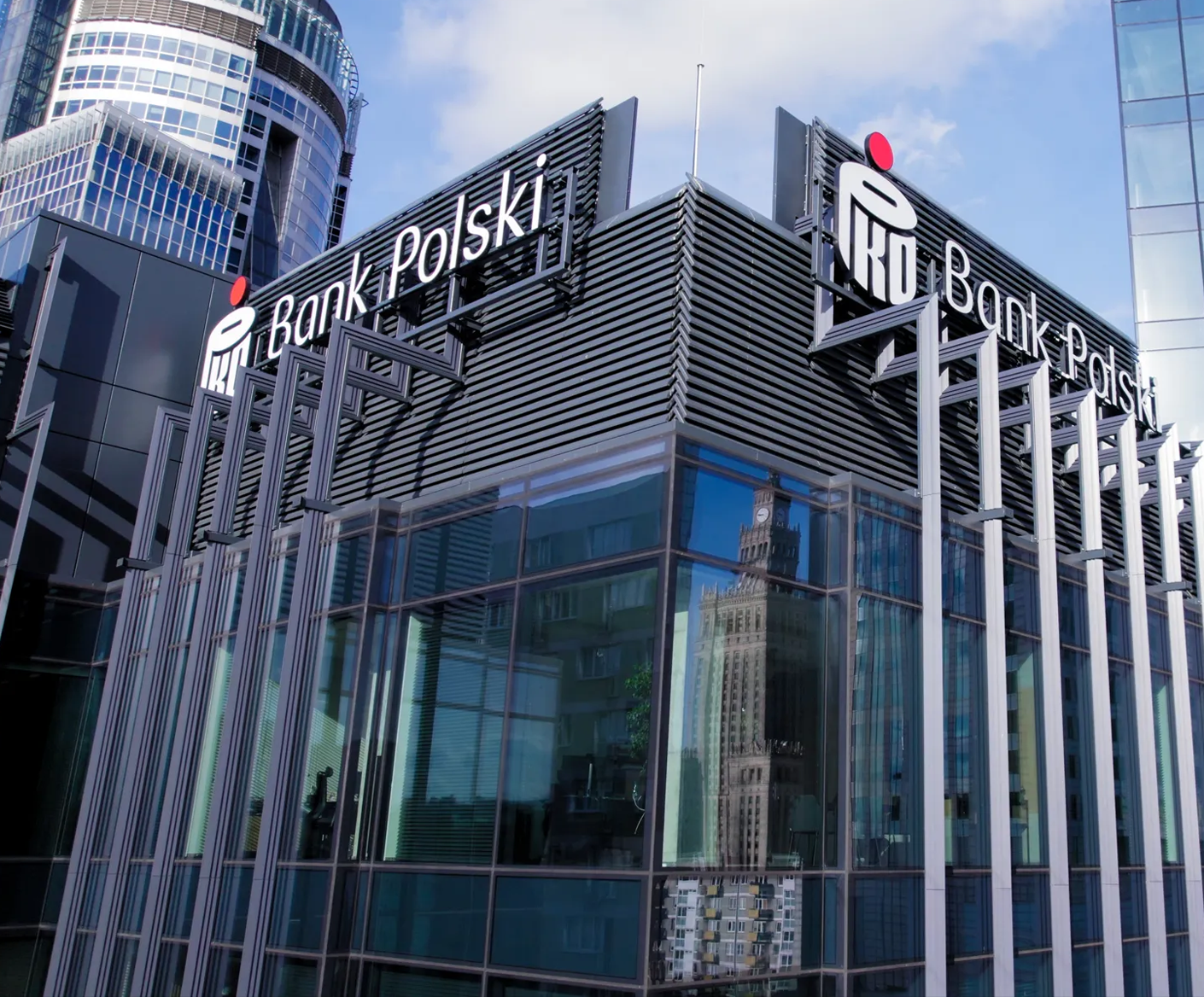 pko-bank-polski-1-1410x1168